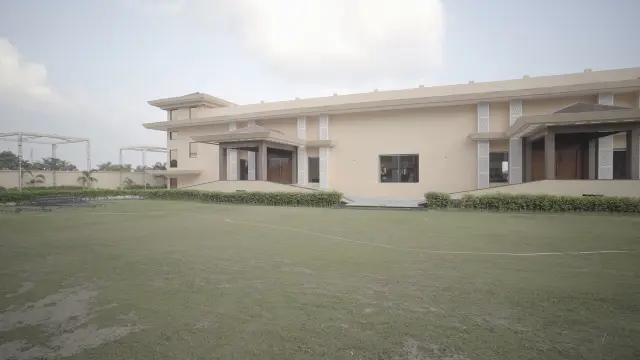 VK Grand Lawn