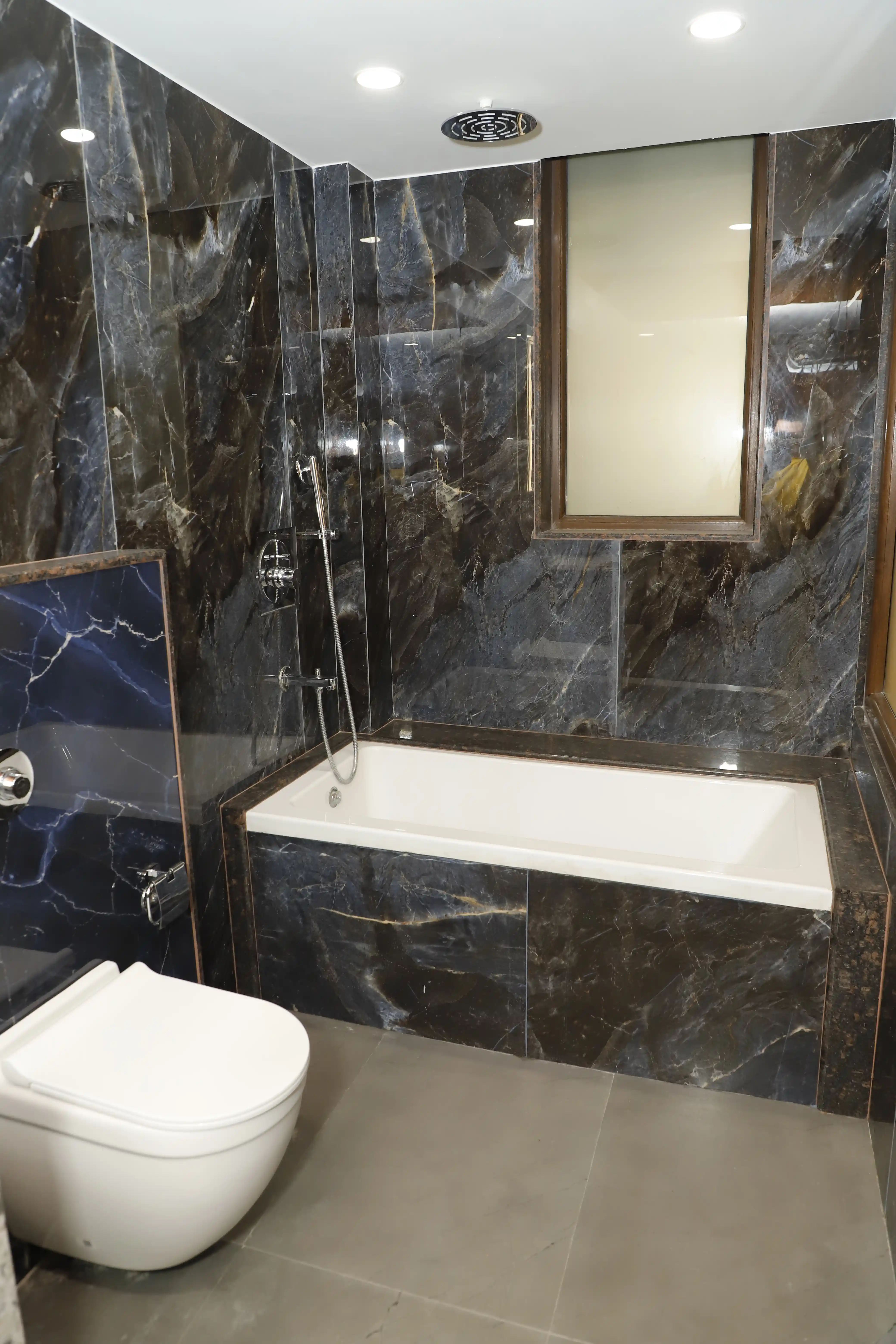 public/images/gallery/show-case-35