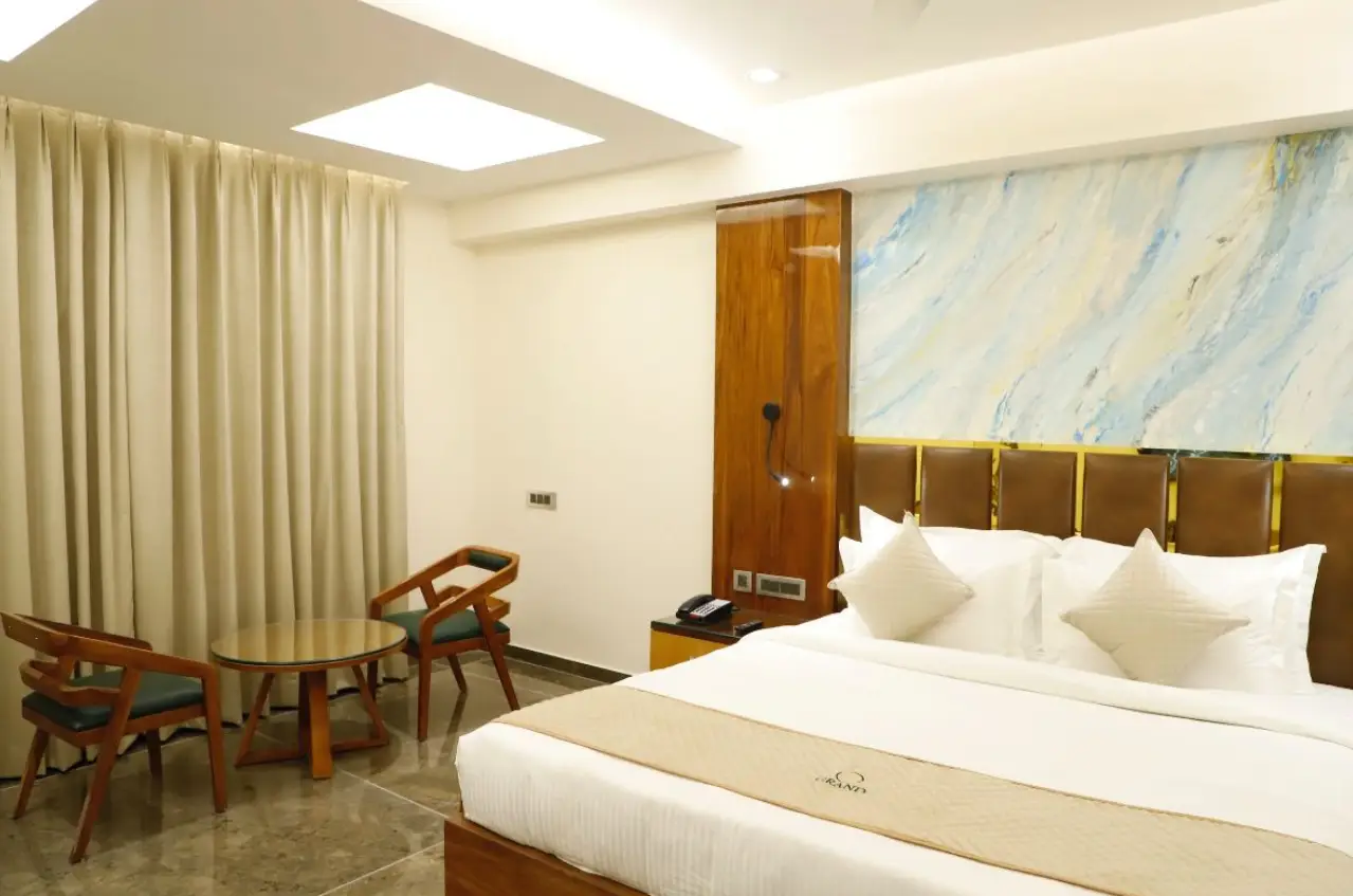Hotel VK Grand Deluxe Rooms